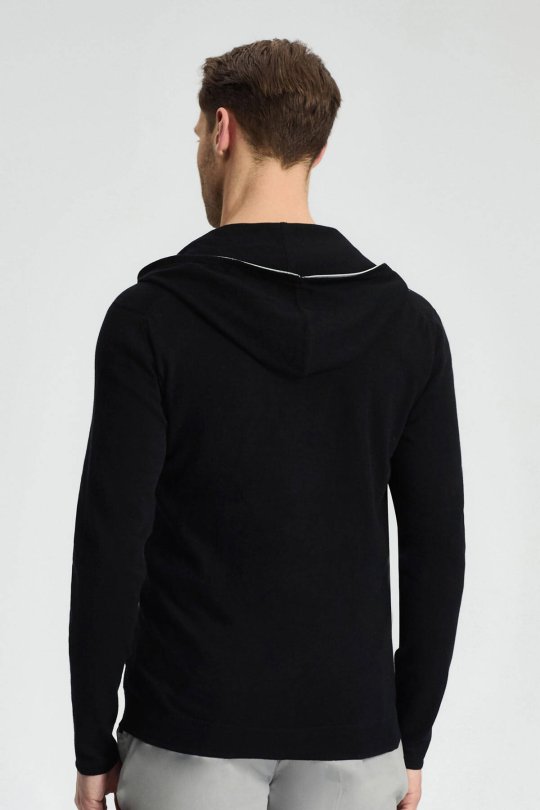 Slim Fit Siyah Kapüşonlu İnce Hırka