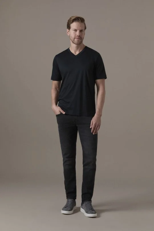 Supima Pamuk V Yaka Tencel Siyah T-Shirt