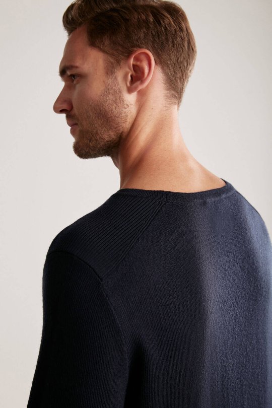 Üçgen Desen Lacivert Merino Yün Triko