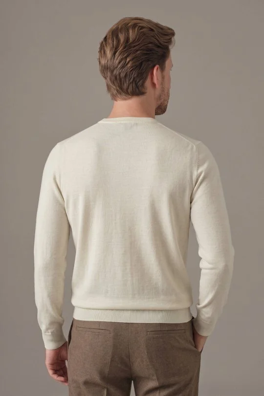 Hemington - Ultrafine Merino Yünü V Yaka Beyaz Triko (4)