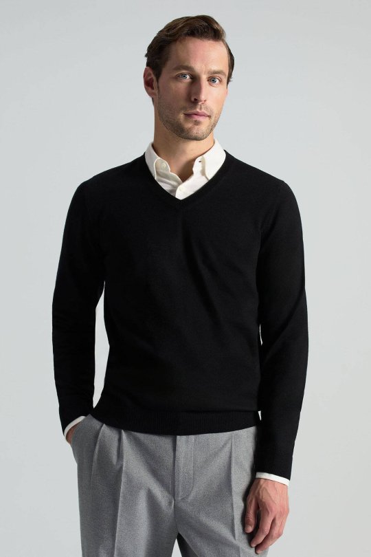 V Yaka Merino Yün Siyah Triko