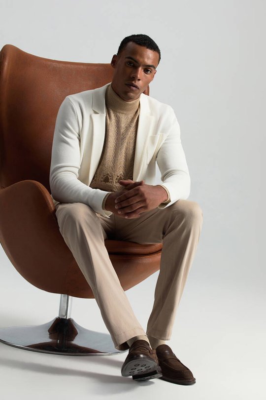 Yün İpek Karışım Paisley Desen Lupetto Yaka Camel Triko