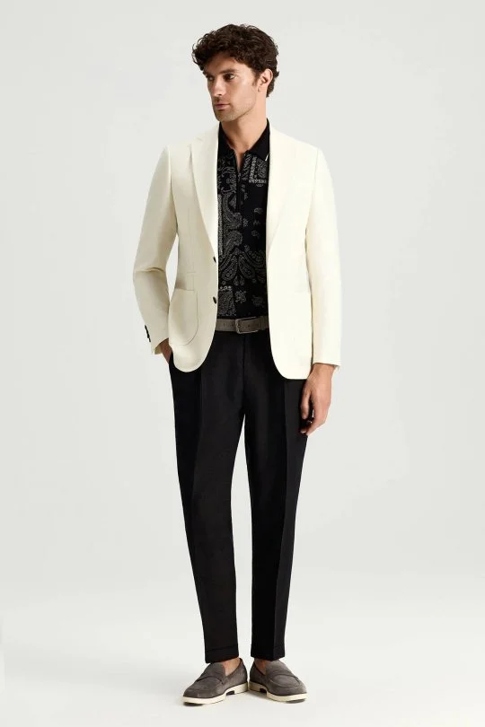 Yün-İpek-Keten Karışım Beyaz Blazer Ceket