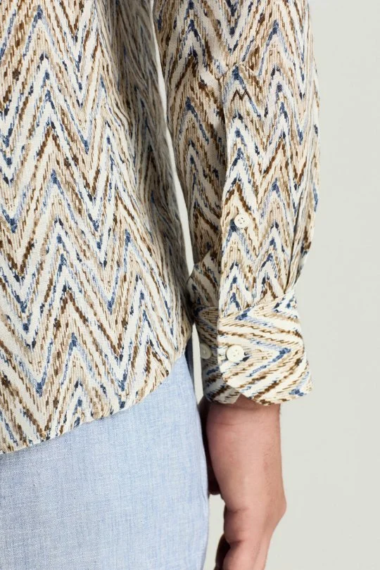 Zigzag Desen Bej Açık Mavi Saf Keten Gömlek