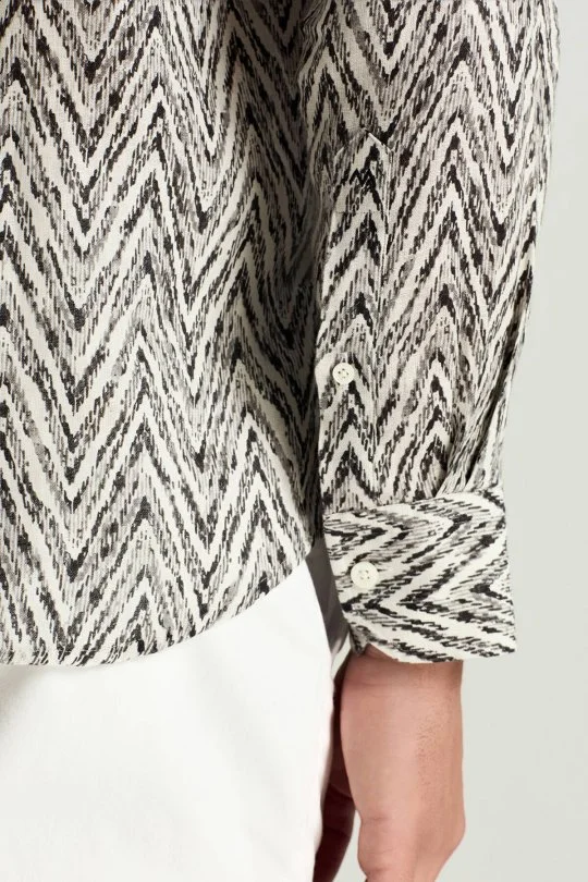 Zigzag Desen Siyah Açık Gri Saf Keten Gömlek