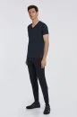 V Yaka Lacivert Basic T-Shirt