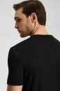 Saf Keten Siyah Bisiklet Yaka T-Shirt